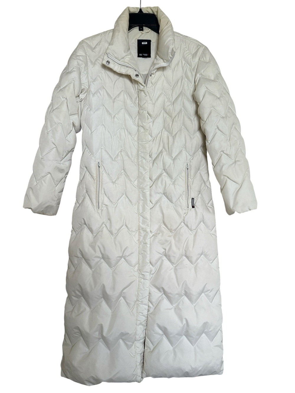 GUESS Long Chevron Quilted Puffer Coat - Maxi White/Cream Jacket